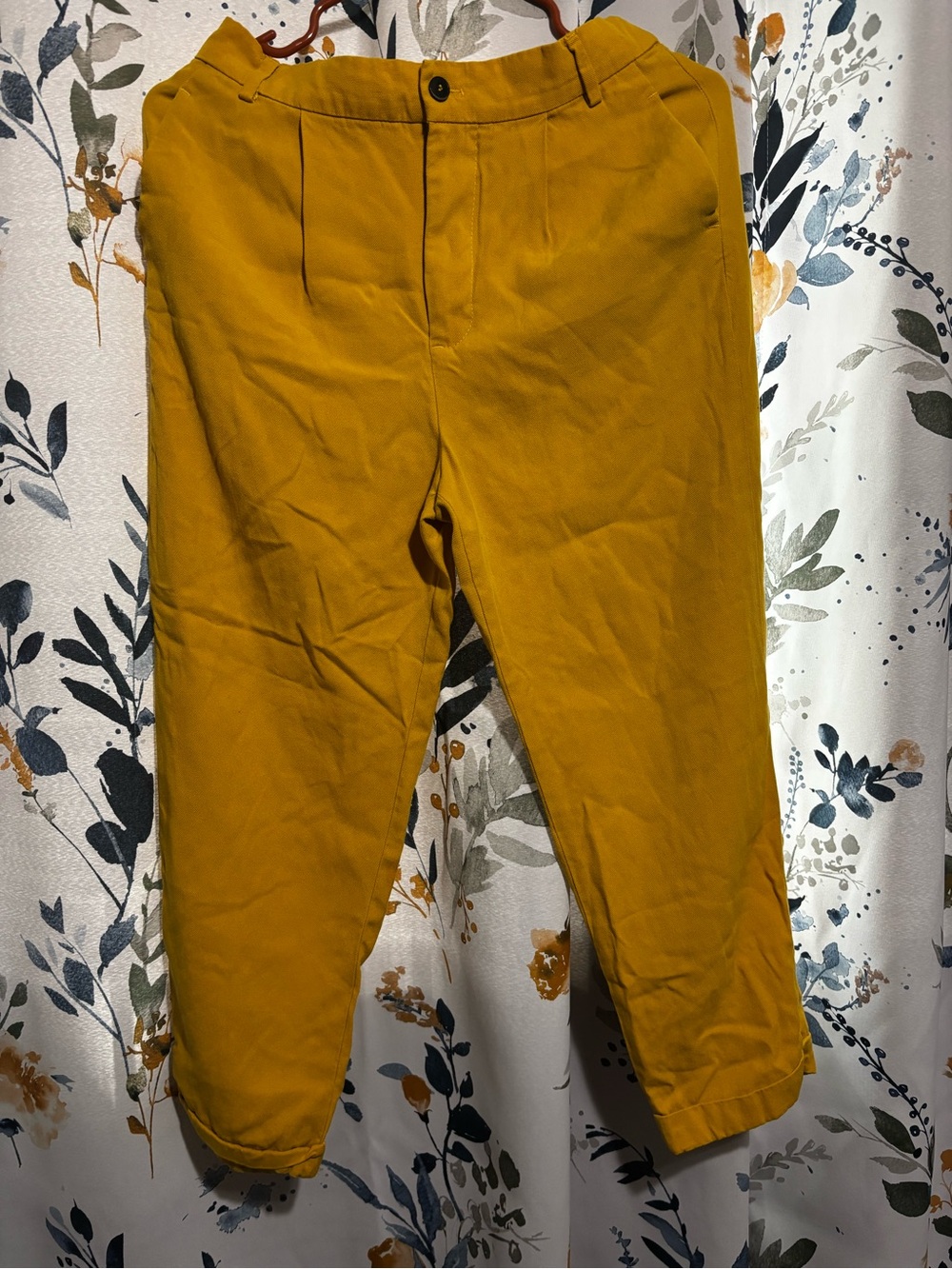 Zara Men's Mustard Chinos